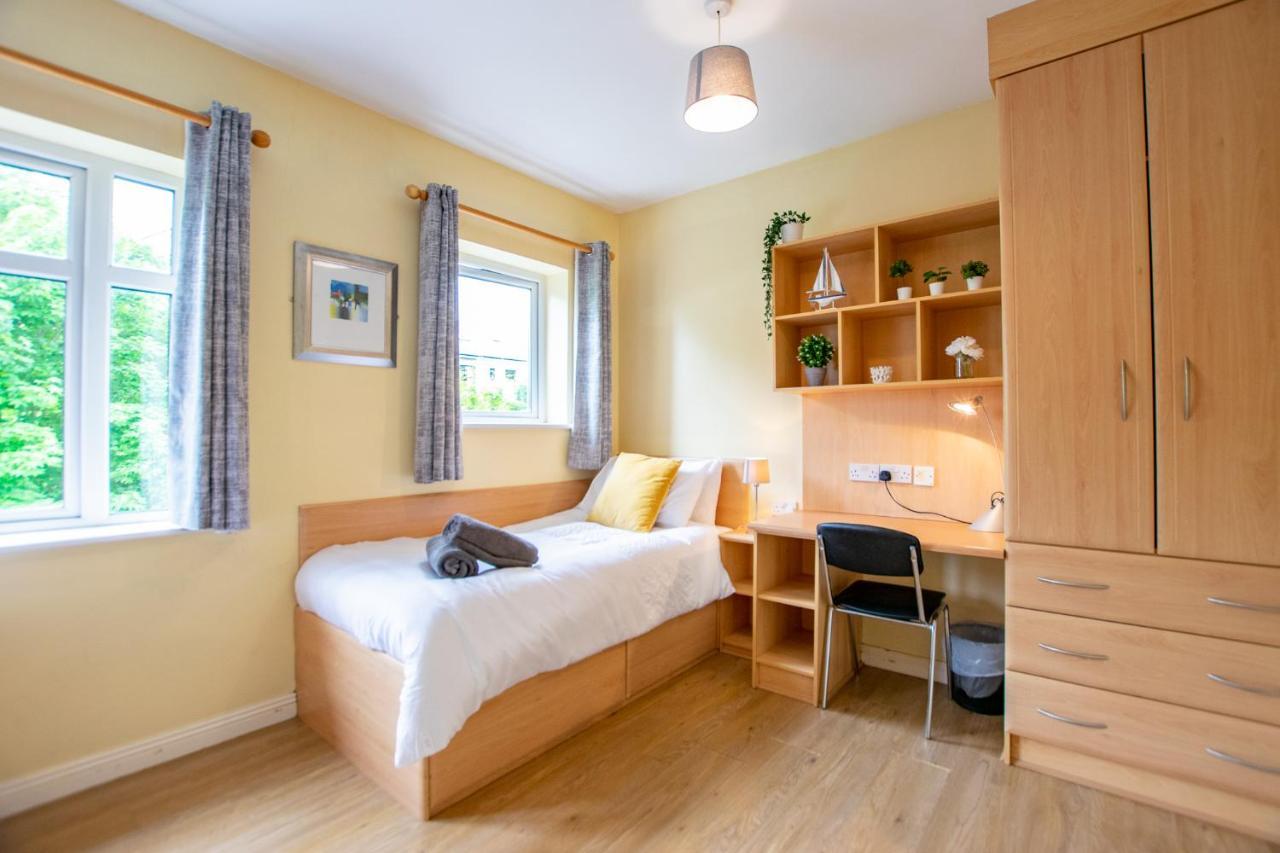 126 - Gort Na Coiribe 4 Bedroom Duplex, By Shortstays Galway Exterior foto