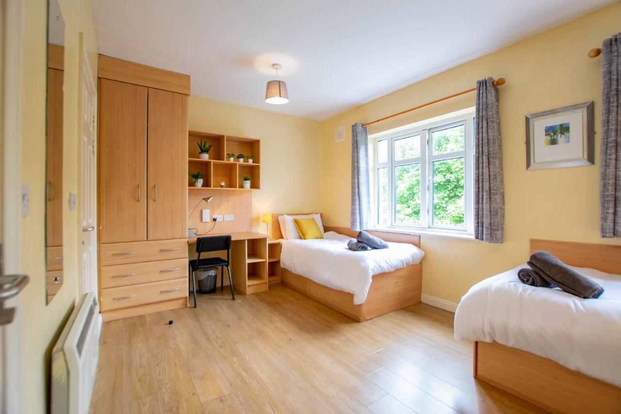 126 - Gort Na Coiribe 4 Bedroom Duplex, By Shortstays Galway Exterior foto